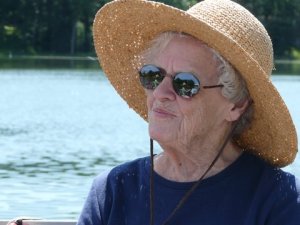 forced her to wear a hat